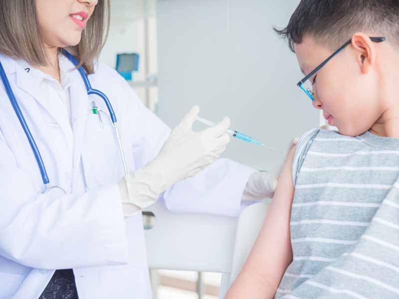 Committee Reviews Vaccines for COVID19, Influenza, More AAFP